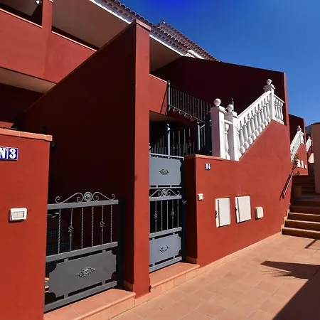 Apartment House With Jacuzzi In
