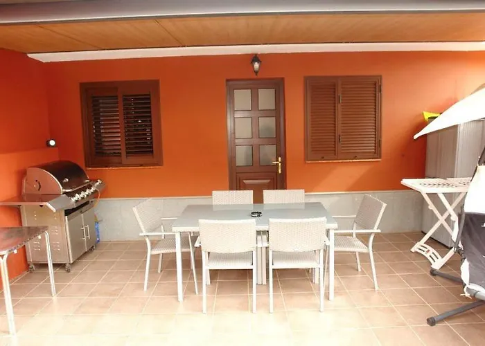 House With Jacuzzi In Apartamento *