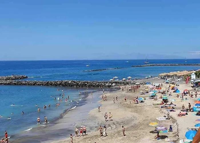 House With Jacuzzi In *